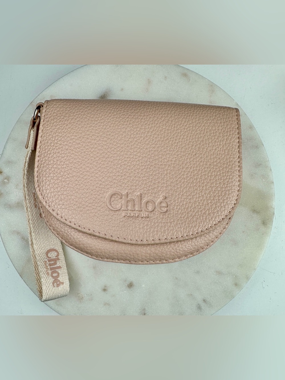 Chloé Parfums Blush Beige Wristlet Cosmetic Pouch Pebbled Magnetic Closure New